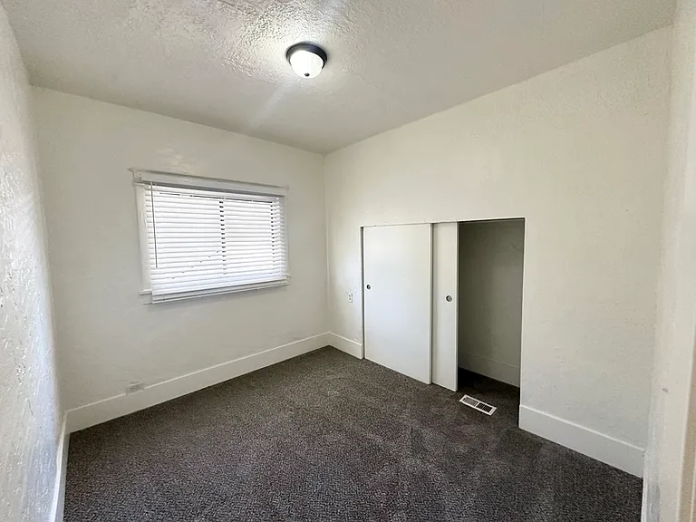 3062 Adams Ave — Photo 10