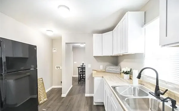 3998 Floyd Ave — Photo 10