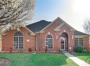 2900 Rocky Creek Dr, Mansfield, TX 76063