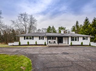 5070 Hills And Dales Rd NW, Canton, OH 44708