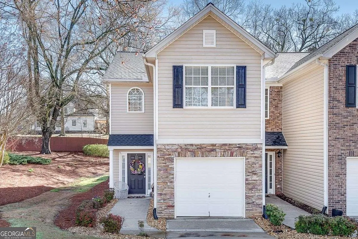 101 Creekwood Dr photo 1