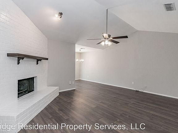 5th image of 1036 Meadowview Dr