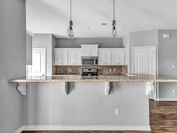 2nd image of 309 Sageway Ct