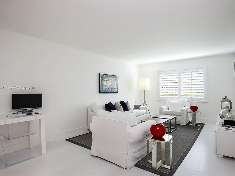 200 Galen Dr #104 — Photo 6
