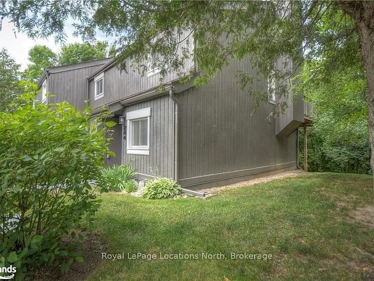 15 Harbour St W #244 — Photo 21