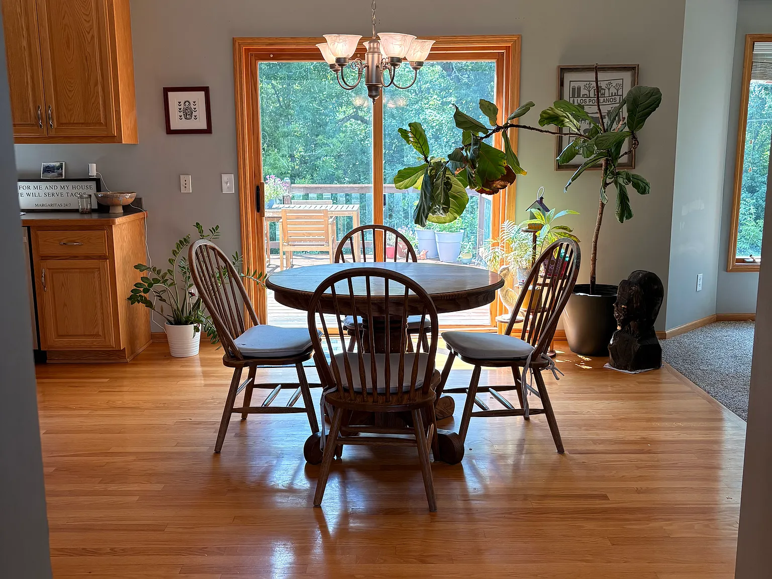 4 bed, 2684 sqft, $3,250 — Photo 4