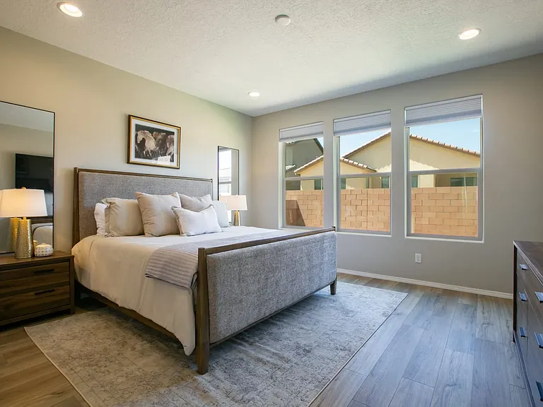 6049 Nauman Dr SE — Photo 9