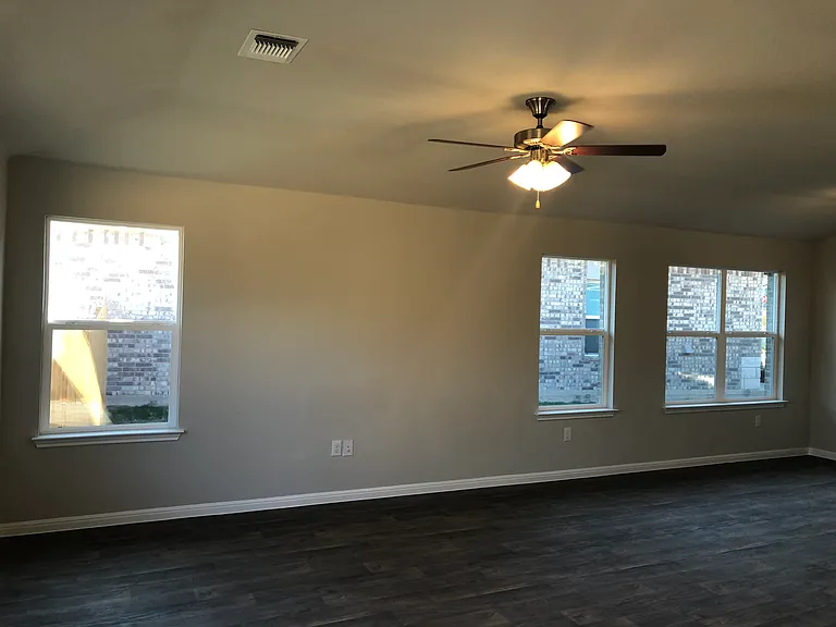3504 Blazeby Dr — Photo 27