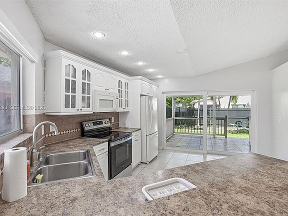 3rd image of 9709 SW 146th Ct