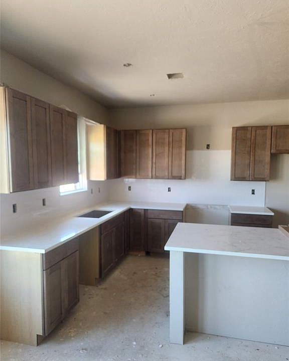 2nd image of 1838 Topaz Rd