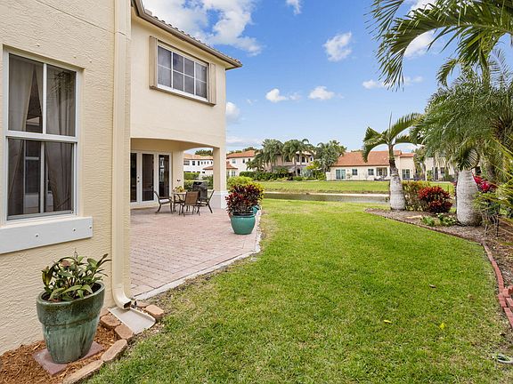 5th image of 4067 Artesa Drive