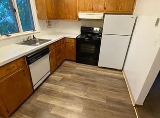 460 Woodbridge St APT 36, Manchester, CT 06042