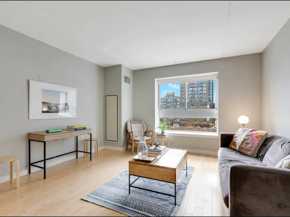 212 South Oxford Street 2E image 1 of 7