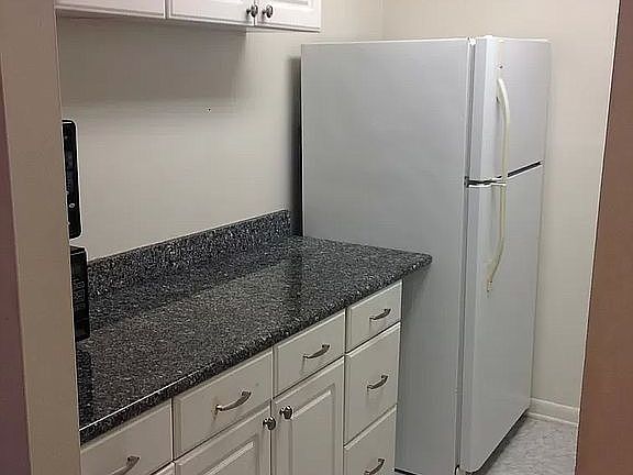 2nd image of 5202 Crossfield Ct