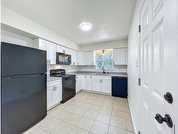 All New Kitchen & Appliances