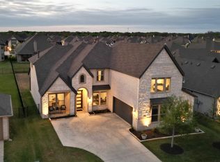 386 Paddle Boat Dr, Granbury, TX 76049