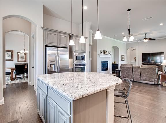 4th image of 277 Shallow Brook Dr