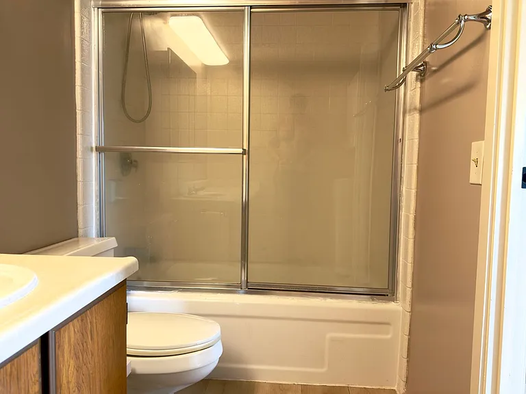 430 Keoniana St #606 — Photo 7