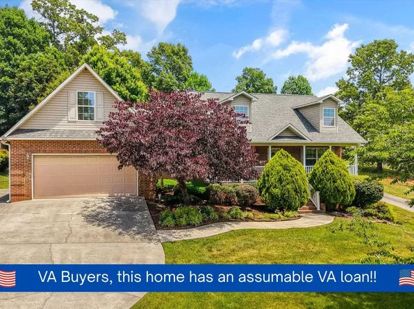 1432 Chessingham Dr, Maryville, TN 37801
