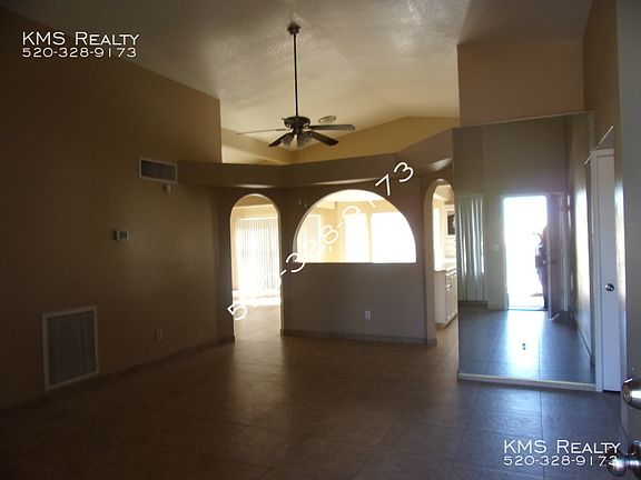 4th image of 1861 W Arroyo Vista Dr