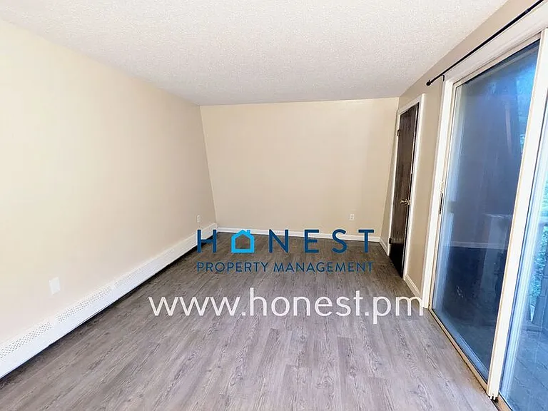 1074 Hallowell Litchfield Rd #A — Photo 15