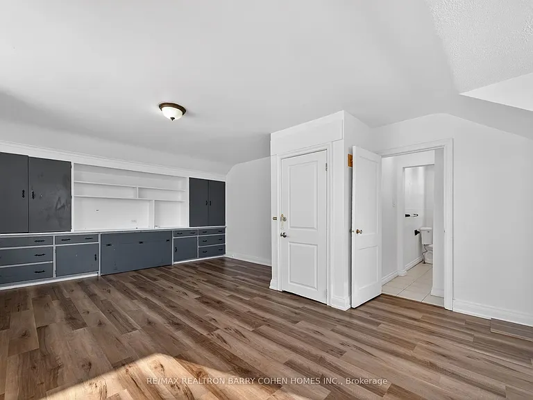 17 Southbourne Ave #UPPER — Photo 3