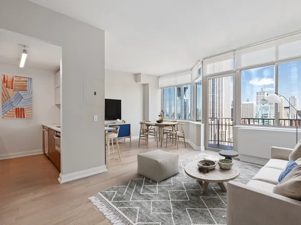 10 East 29th Street image 1 of 26