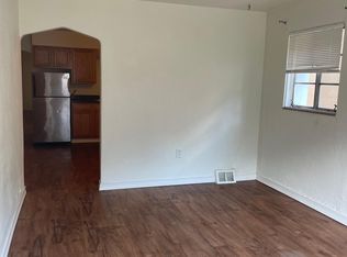 114 Edgington Ln APT 2, Wheeling, WV