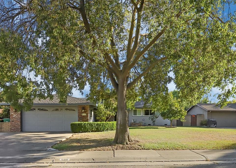 1st image of 418 E El Campo Ave