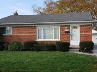 24337 Courtland Ave, Eastpointe, MI 48021