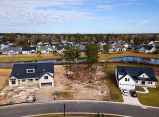 126 W Keel Dr, Hampstead, NC 28443