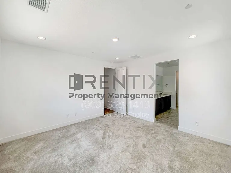 19206 Blackthorn Dr — Photo 37