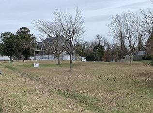 105 Mallard Ct, Newport, NC 28570