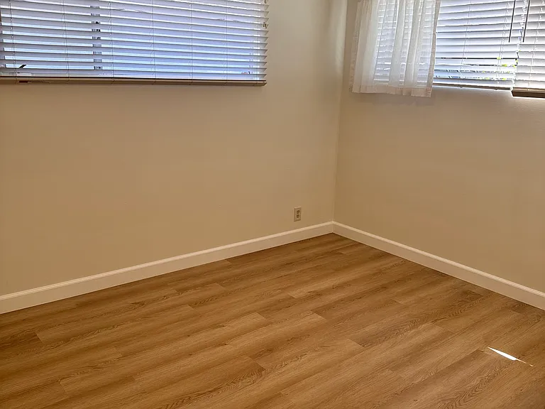 220 W Avenida Alessandro — Photo 25