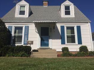 1113 E Forrest Hill Ave, Peoria, IL 61603