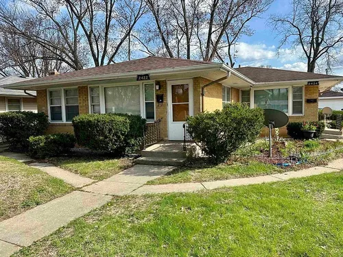 2422-2424 Jonathan Ave Photo 1