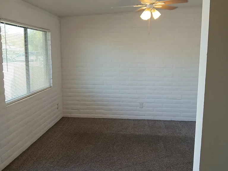 115 E Navajo Rd #1 — Photo 6