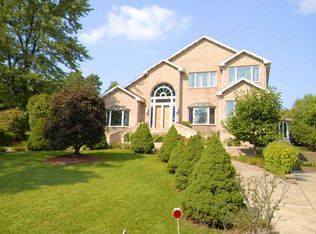 112 Santa Maria Ln, Uniontown, PA 15401