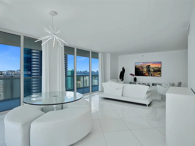 6365 Collins Ave #2403 — Photo 4