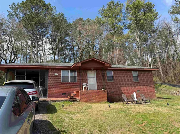 1301 Jackson Ave S, Russellville, AL 35653