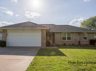 3361 S Sunrise Ave, Springfield, MO 65807