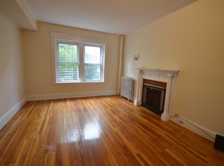 134 Englewood Ave APT 1, Boston, MA 02135