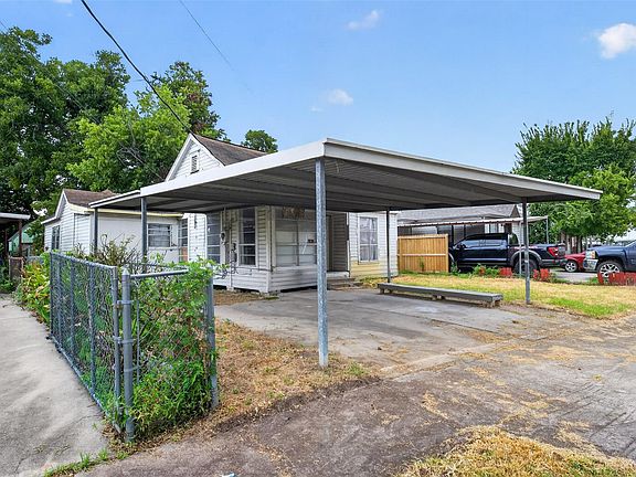 2nd image of 7003 Myrtle St