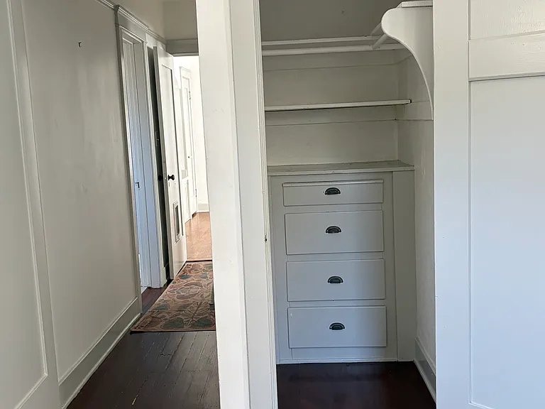 340 W Chevy Chase Dr #340 — Photo 23