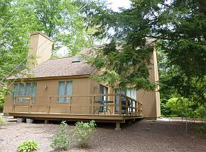 42 Pleasant Dr — Photo 14