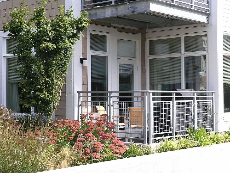 Exterior of Unit