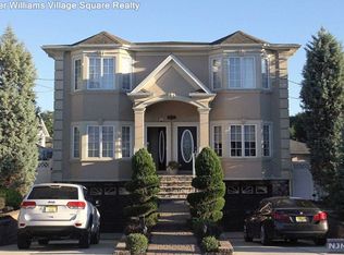 144 Franklin St, Elmwood Park, NJ 07407
