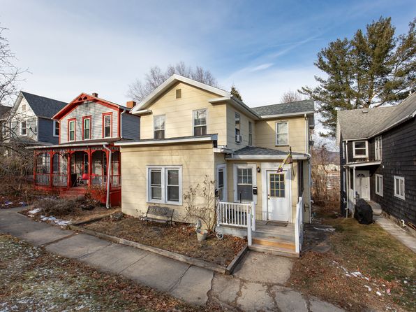 187 W 1st St Unit 102