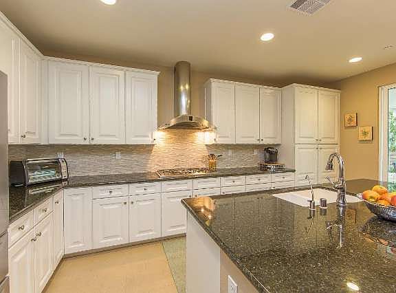5th image of 13848 Eaton Hollow Ave