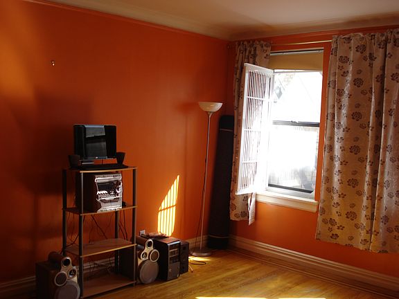 5th image of 2506 Davidson Ave APT 2F